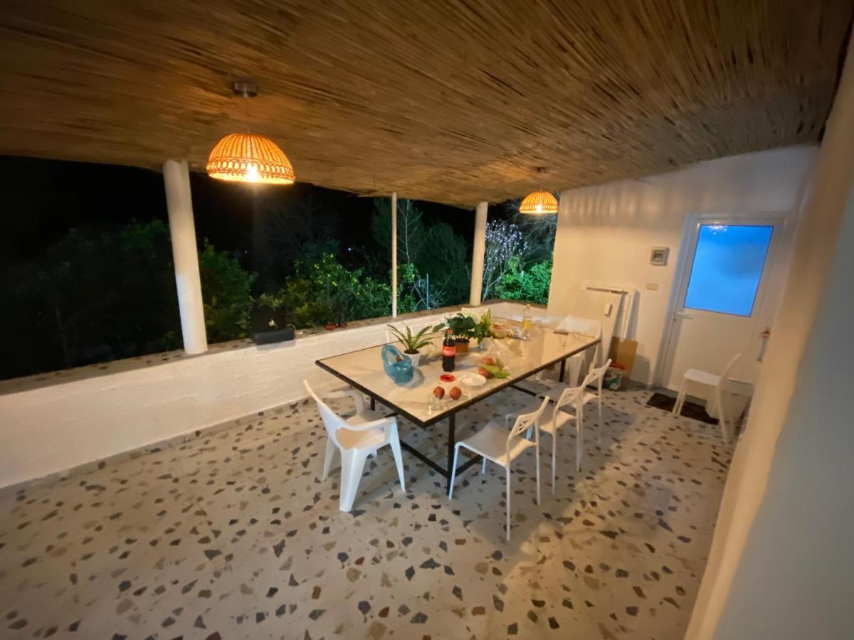Maison Bellevue - 2 Bdrm Villa In Borsh Beach Buitenkant foto